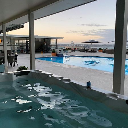 Cute Heritage Studio , Pools And Gym! Auckland Exteriör bild