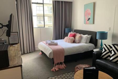 Cute Heritage Studio , Pools And Gym! Auckland Exteriör bild
